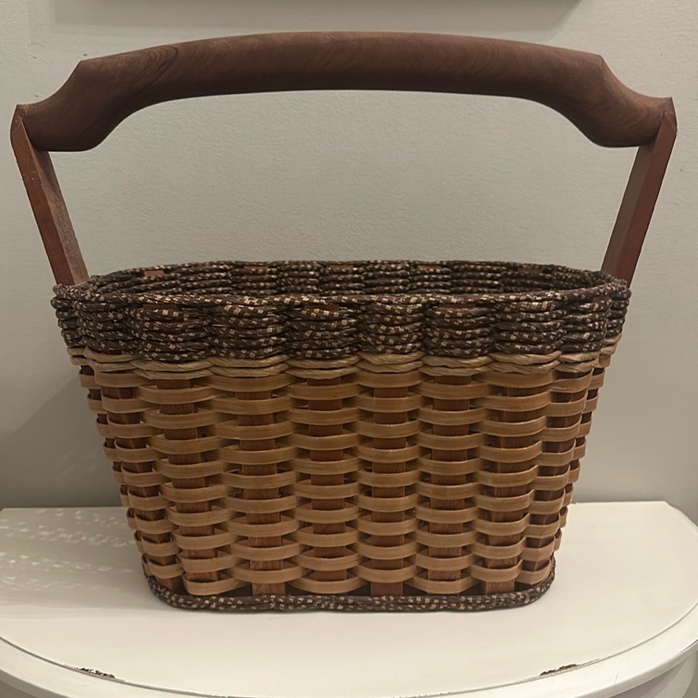 FoxCreek Handmade Baskets Large Wooden Basket With Large Wood Handle